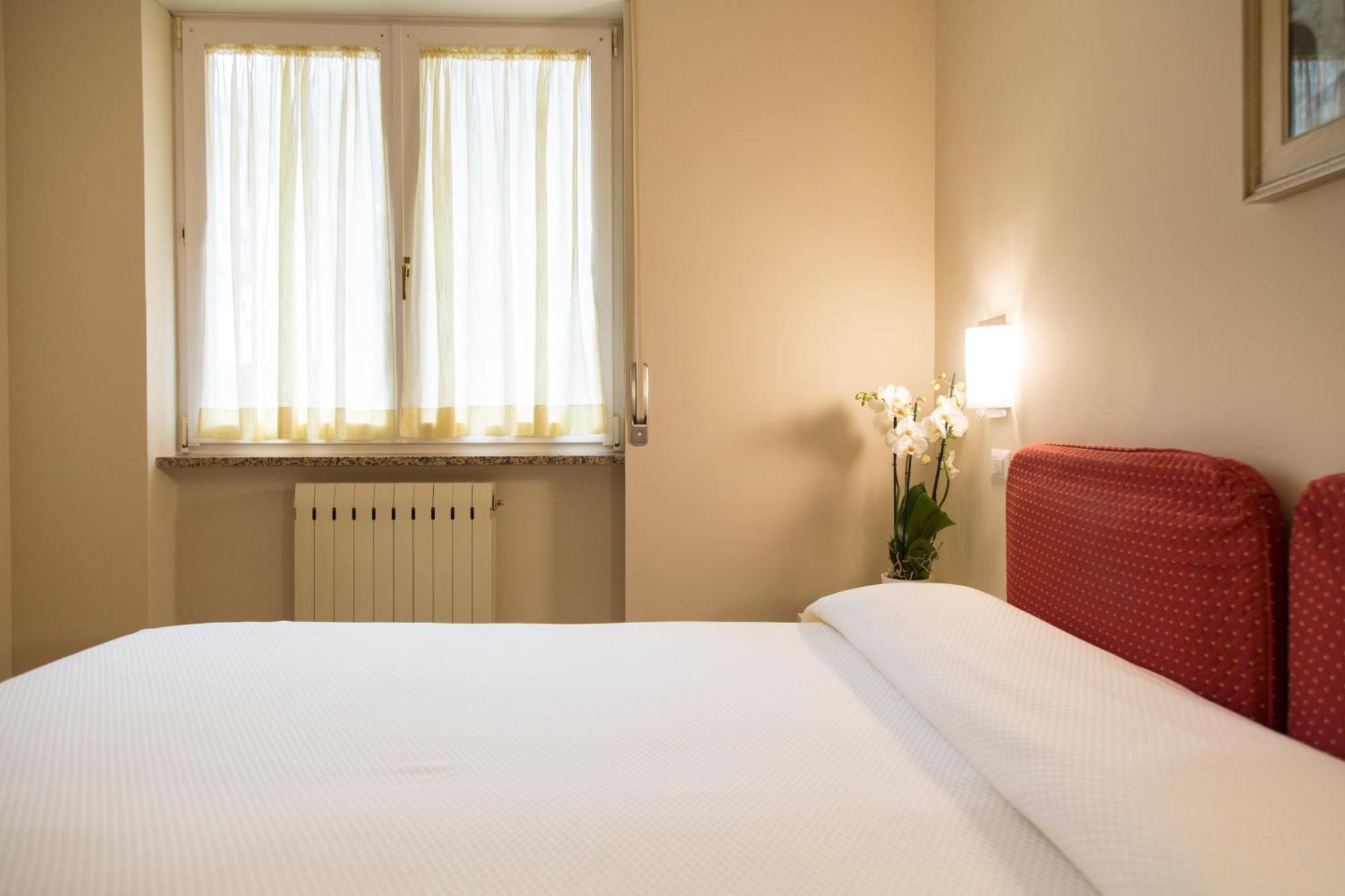 Residence La Madonnina Limone sul Garda Eksteriør billede