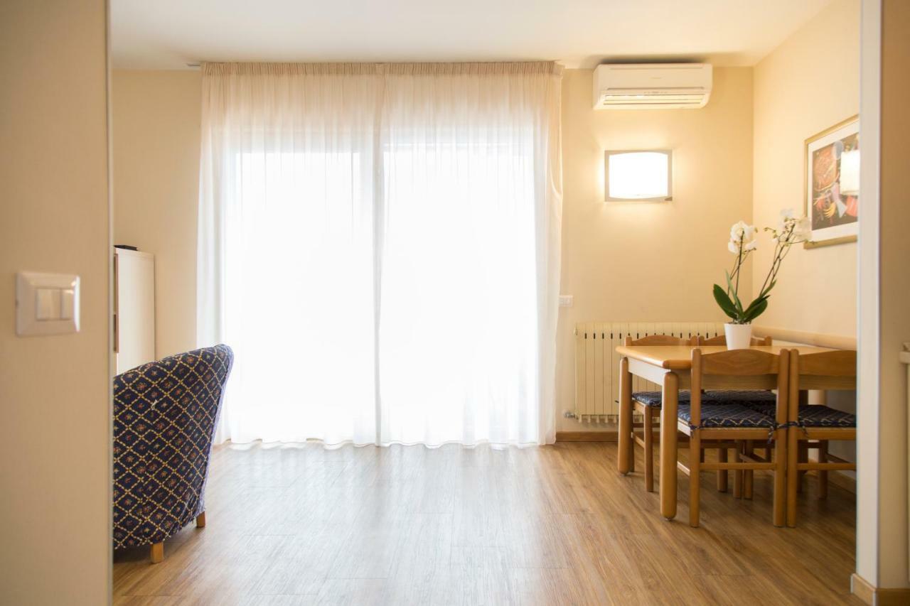Residence La Madonnina Limone sul Garda Eksteriør billede